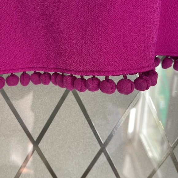 Fuchsia banana republic top - Picture 2 of 5